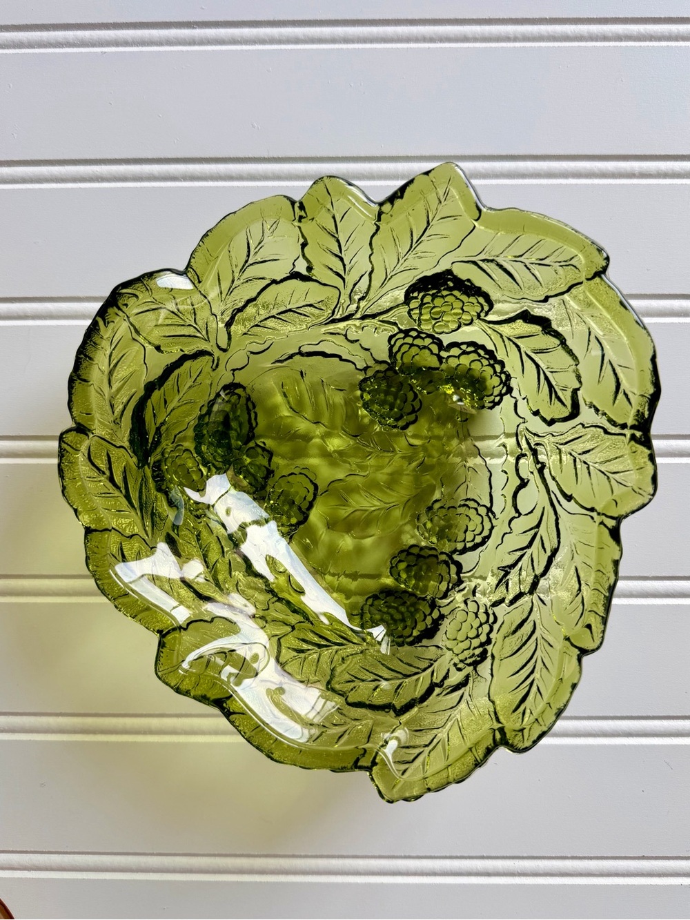 Indiana glass Green Leaf & Berry Decorative Glass Bowl
